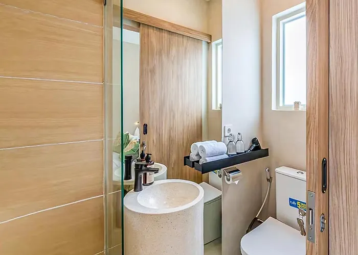Sunny 1br Mezzanine Nomi With Private Pool In Bingin -bali Villa *
