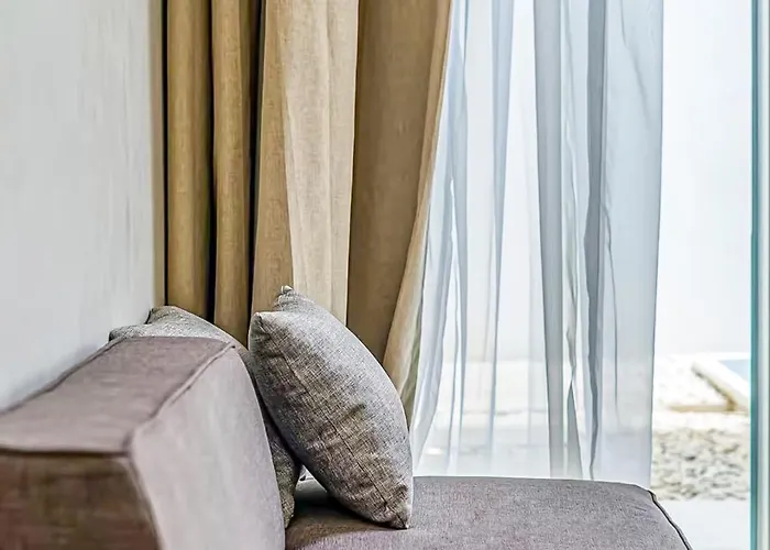 Sunny 1br Mezzanine Nomi With Private Pool In Bingin -bali Uluwatu (Bali)